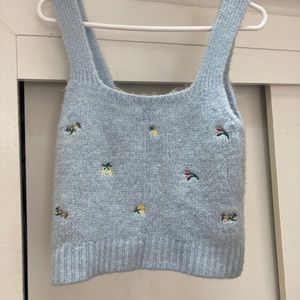 Zara knit crop top w floral embroidery lt blue s M